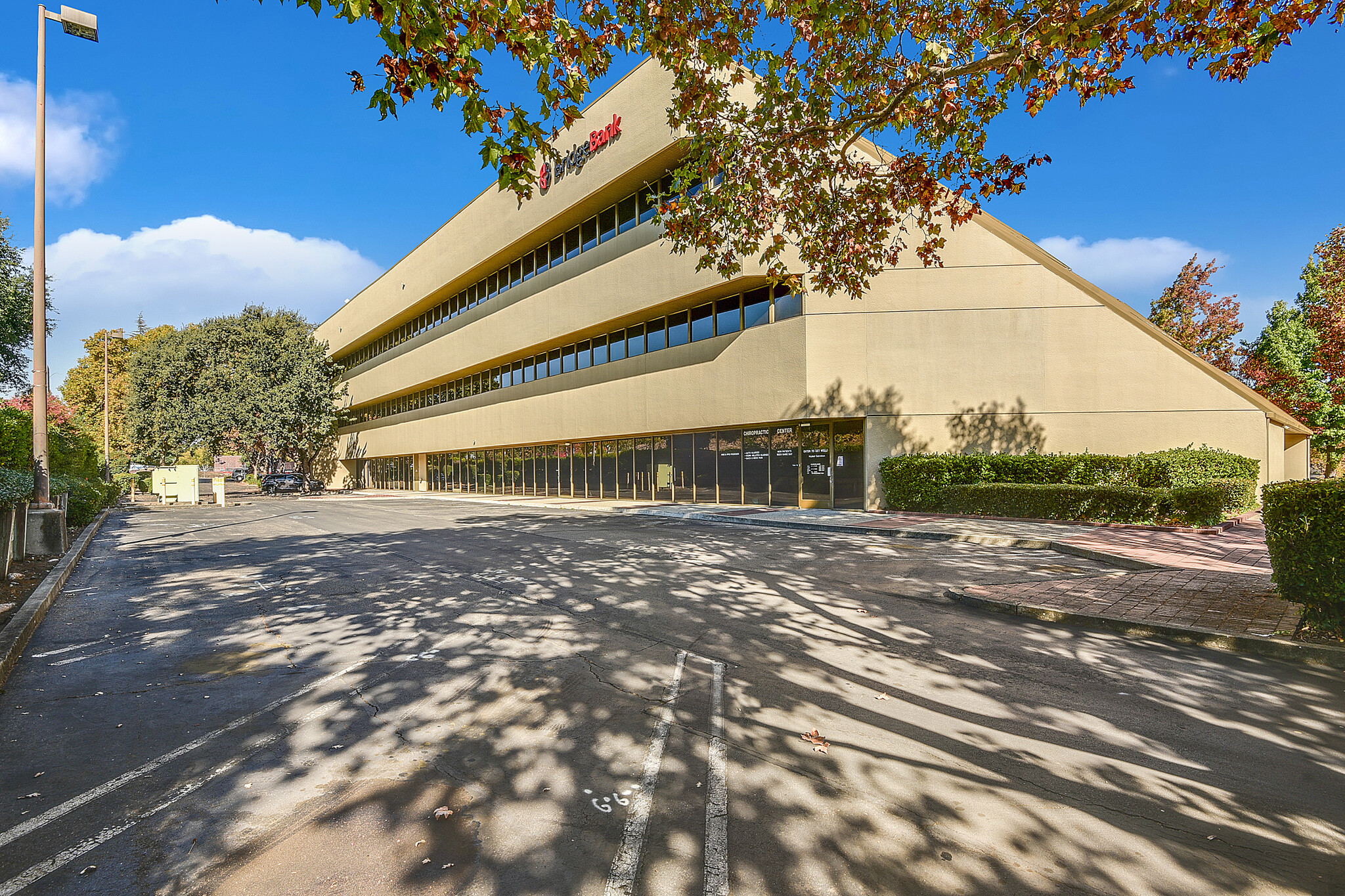 5820 Stoneridge Mall Rd, Pleasanton, CA for lease Building Photo- Image 1 of 5