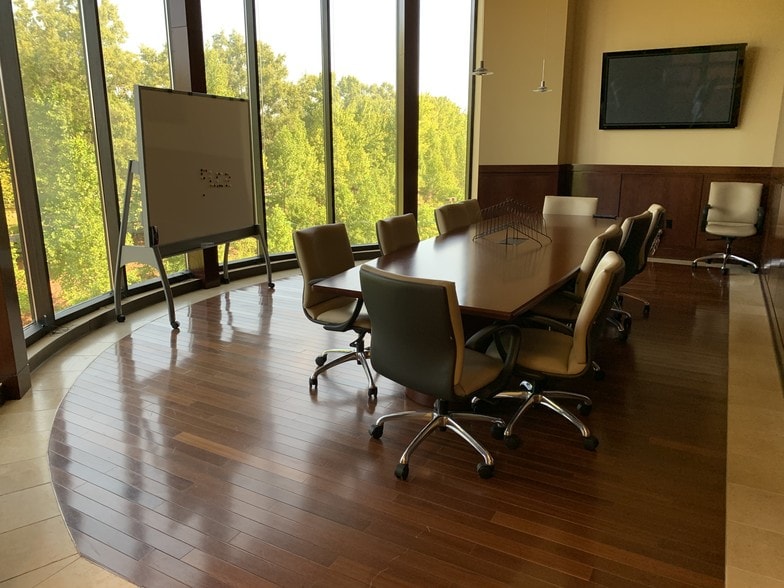 6495 Shiloh Rd, Alpharetta, GA for sale - Interior Photo - Image 3 of 29