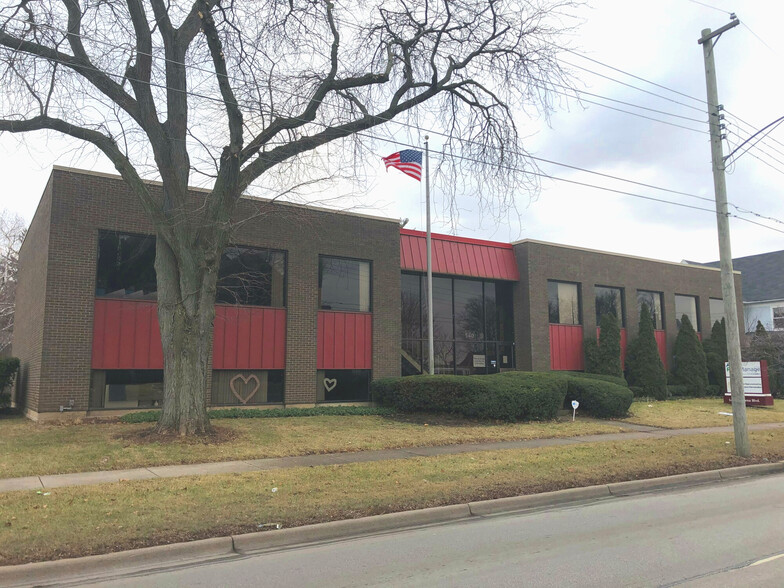 540 W Galena Blvd, Aurora, IL for lease - Building Photo - Image 2 of 6