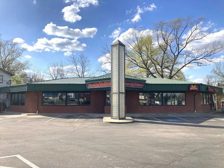 2072 E Midlothian Blvd, Youngstown, OH for lease - Building Photo - Image 1 of 5