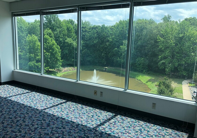 100 Commerce Dr, Newark, DE for lease - Interior Photo - Image 2 of 19