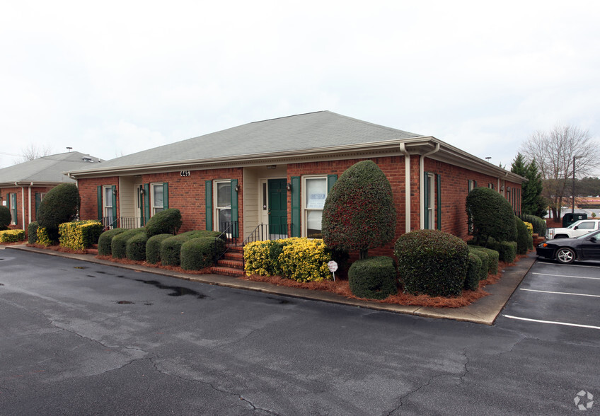 445 Huntington Rd, Athens, GA for sale - Primary Photo - Image 1 of 1