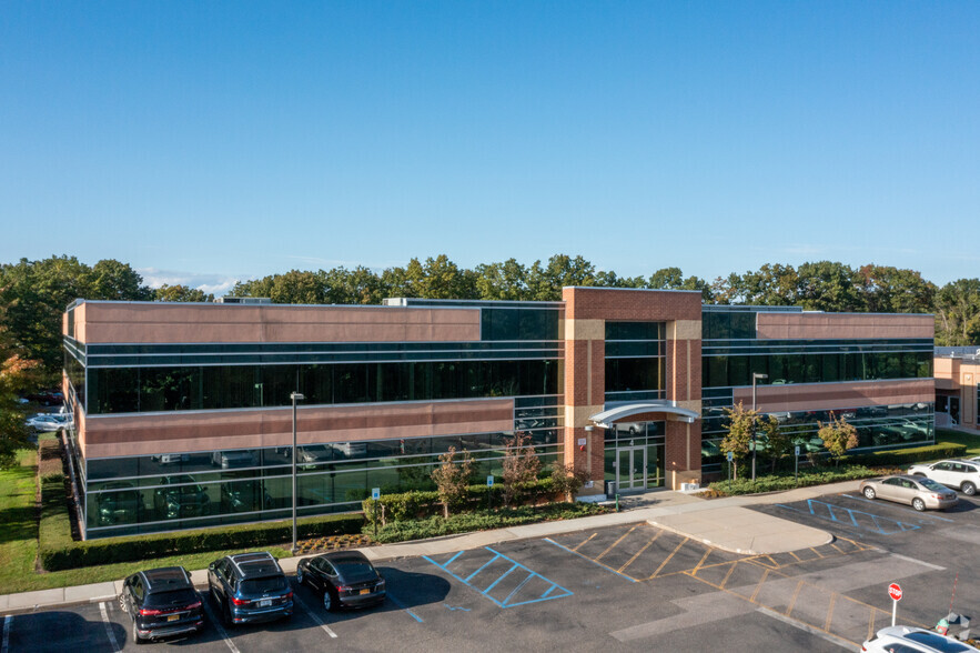 4 Technology Dr, Setauket, NY 11733 - Medical for Lease | LoopNet