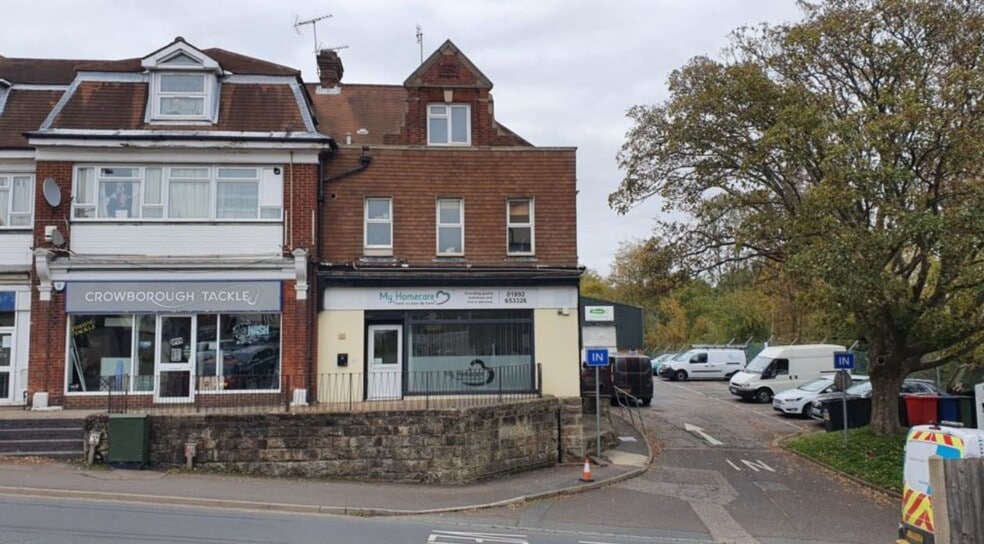 Crowborough Hill, Crowborough, TN6 2EG