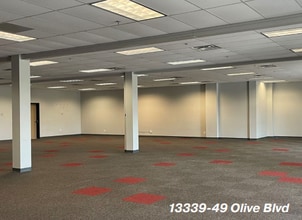 13339-13399 Olive Blvd, Chesterfield, MO for lease Interior Photo- Image 2 of 3