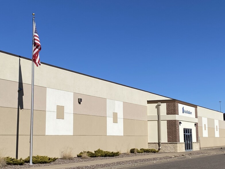 2725 Mall Dr, Eau Claire, WI for lease - Building Photo - Image 3 of 13