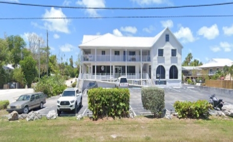 89240 Overseas Hwy, Tavernier, FL for sale - Primary Photo - Image 1 of 1