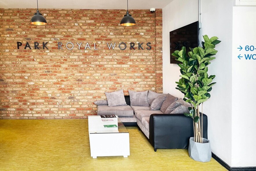 21-23 Park Royal Rd, London for lease - Interior Photo - Image 3 of 18