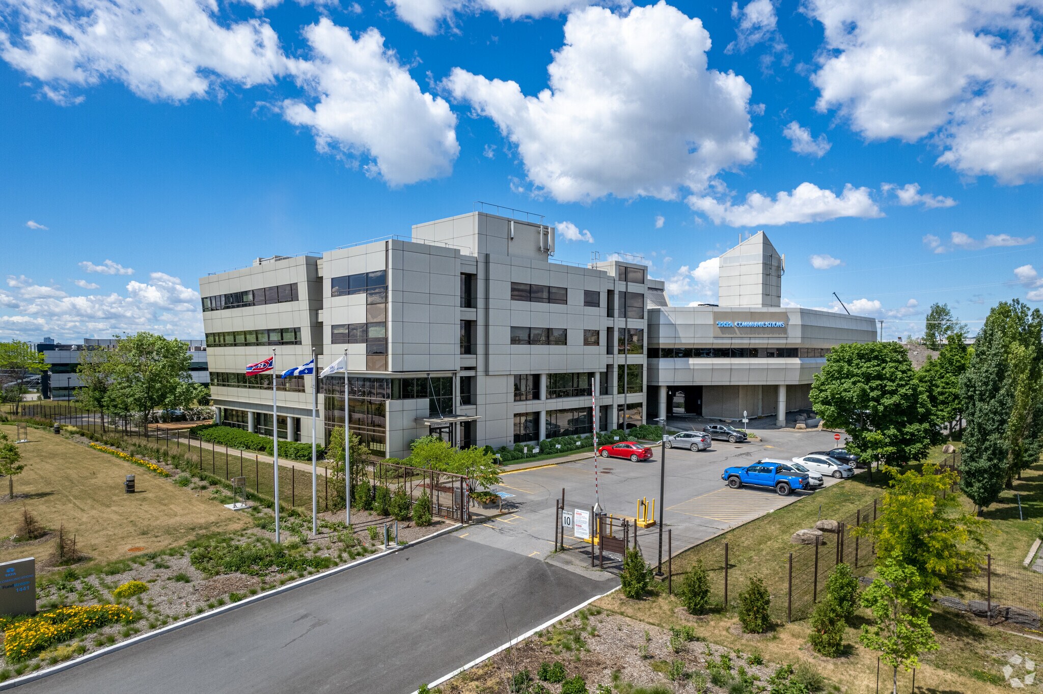 1441 Rue Carrie-Derick, Montréal, QC for lease Building Photo- Image 1 of 4