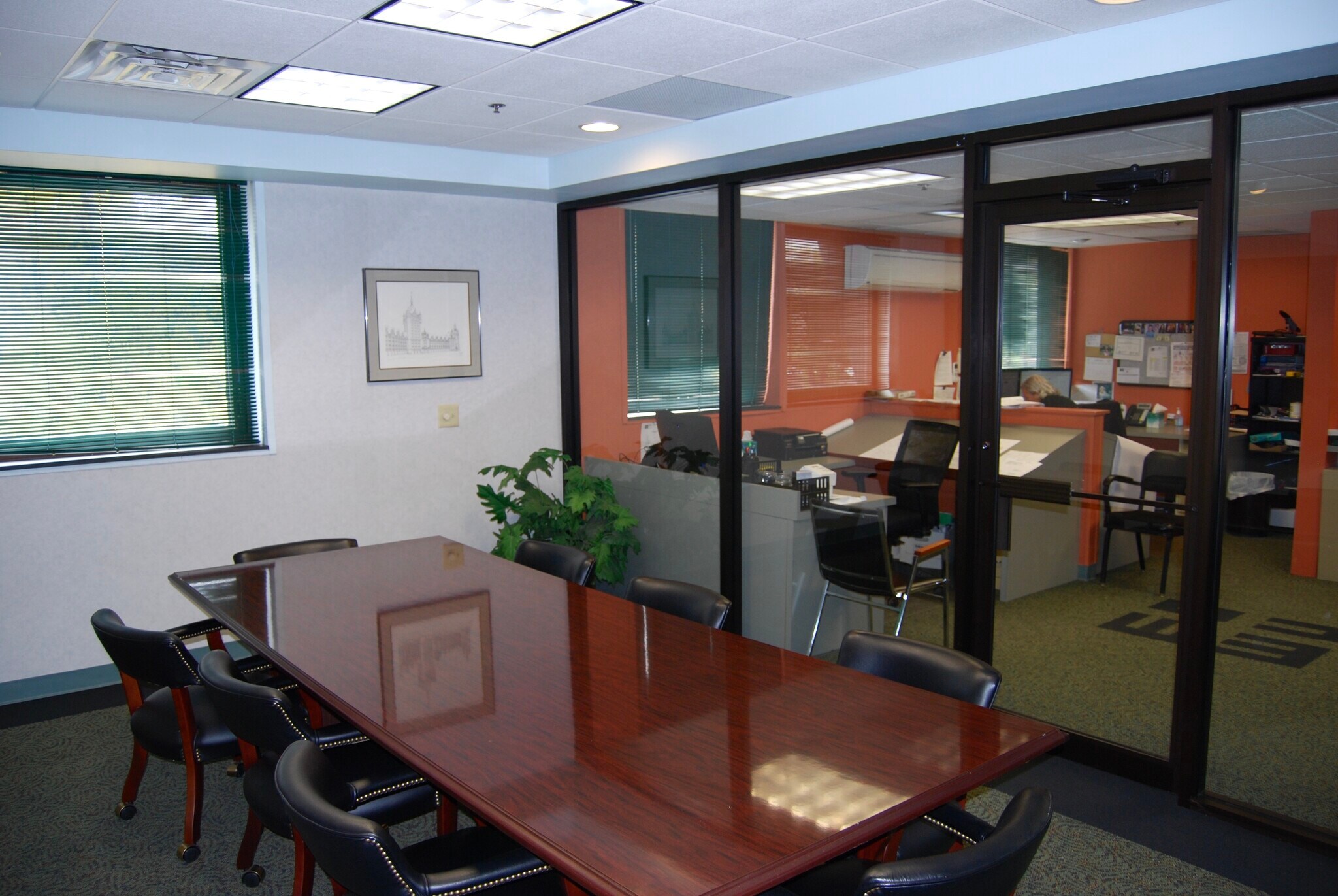 2050 Western Ave, Guilderland, NY 12084 Star Plaza