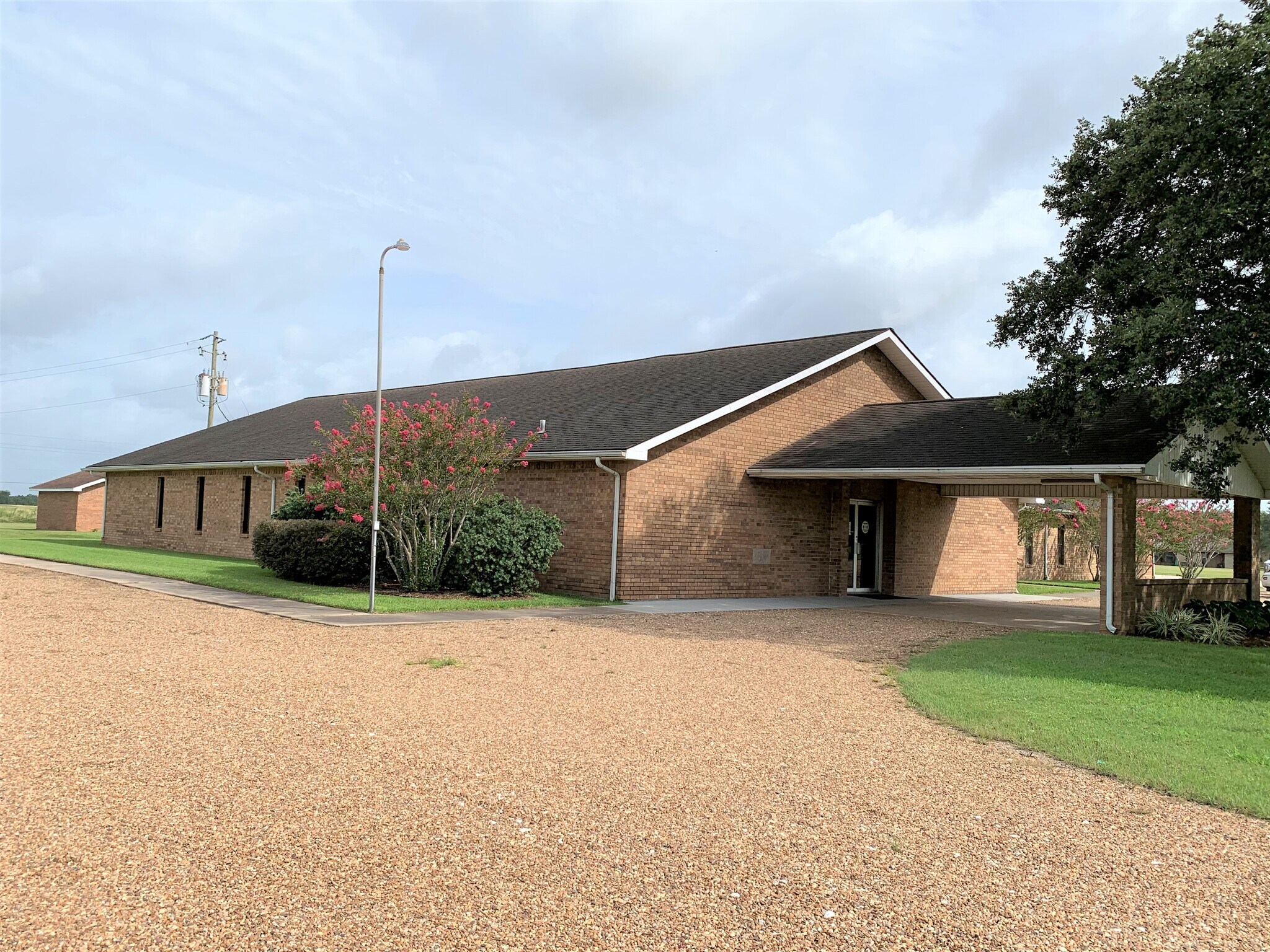 2605 West Loop, El Campo, TX 77437 El Campo Mennonite Church