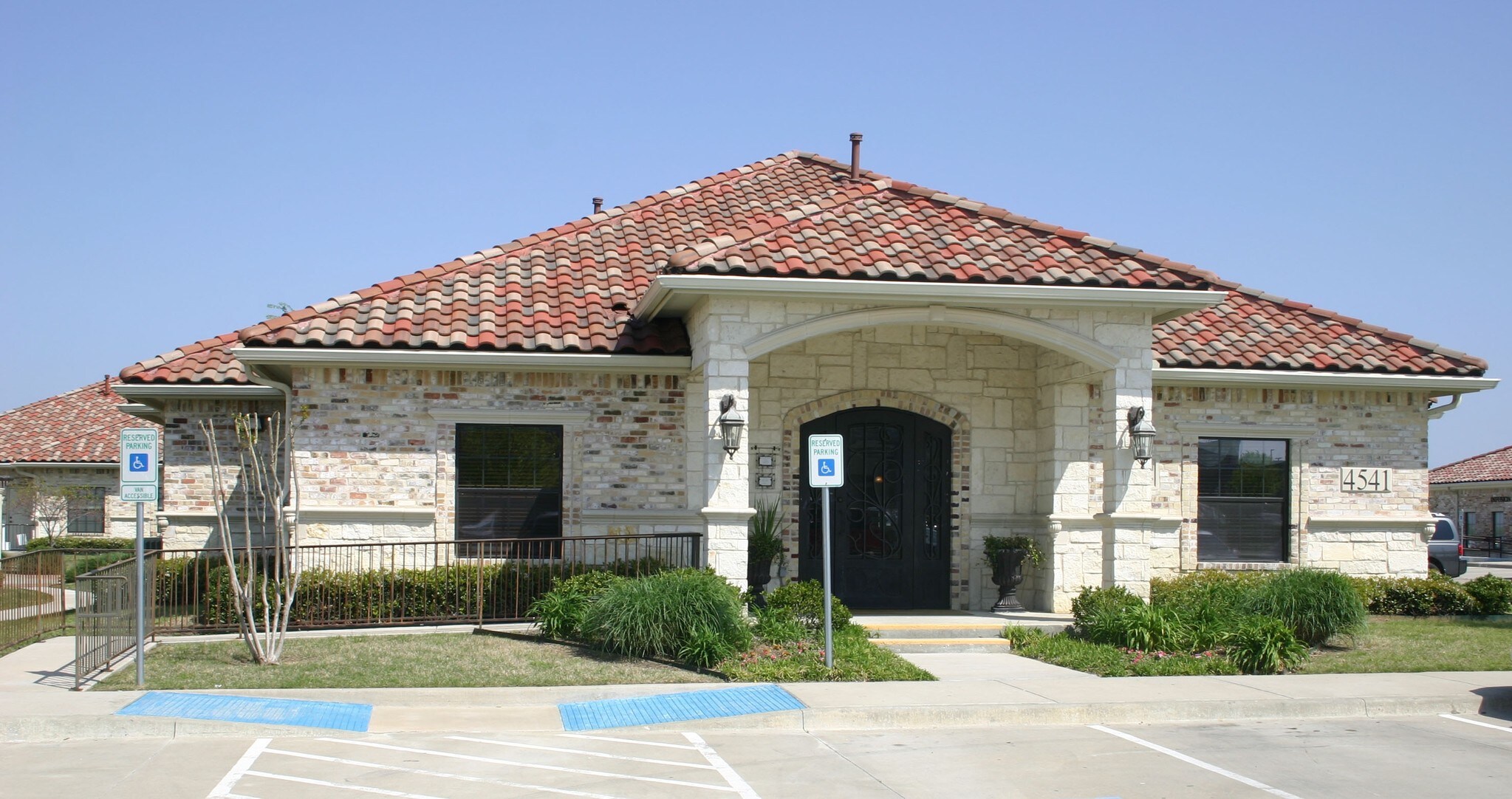 4541 Medical Center Dr, McKinney, TX for sale Primary Photo- Image 1 of 1