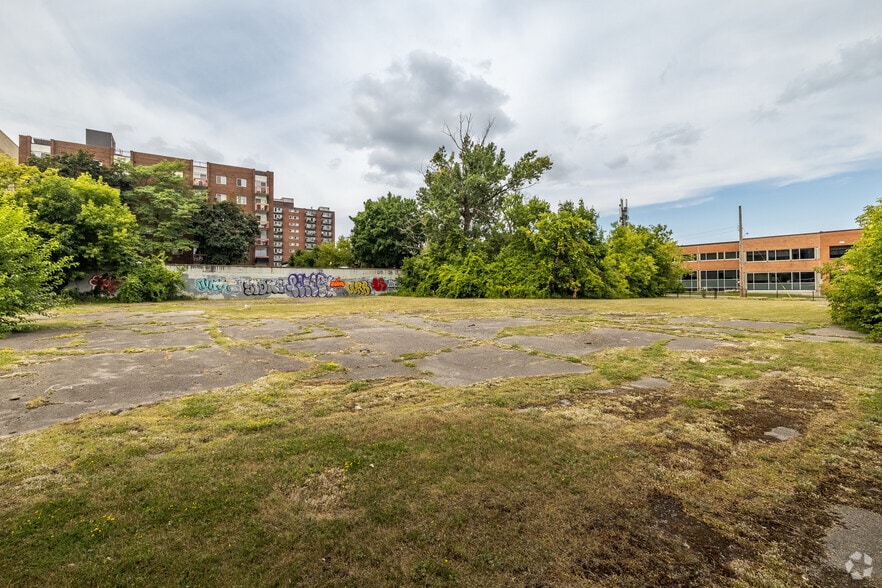 644 Bronson Av, Ottawa, ON for sale - Building Photo - Image 2 of 2