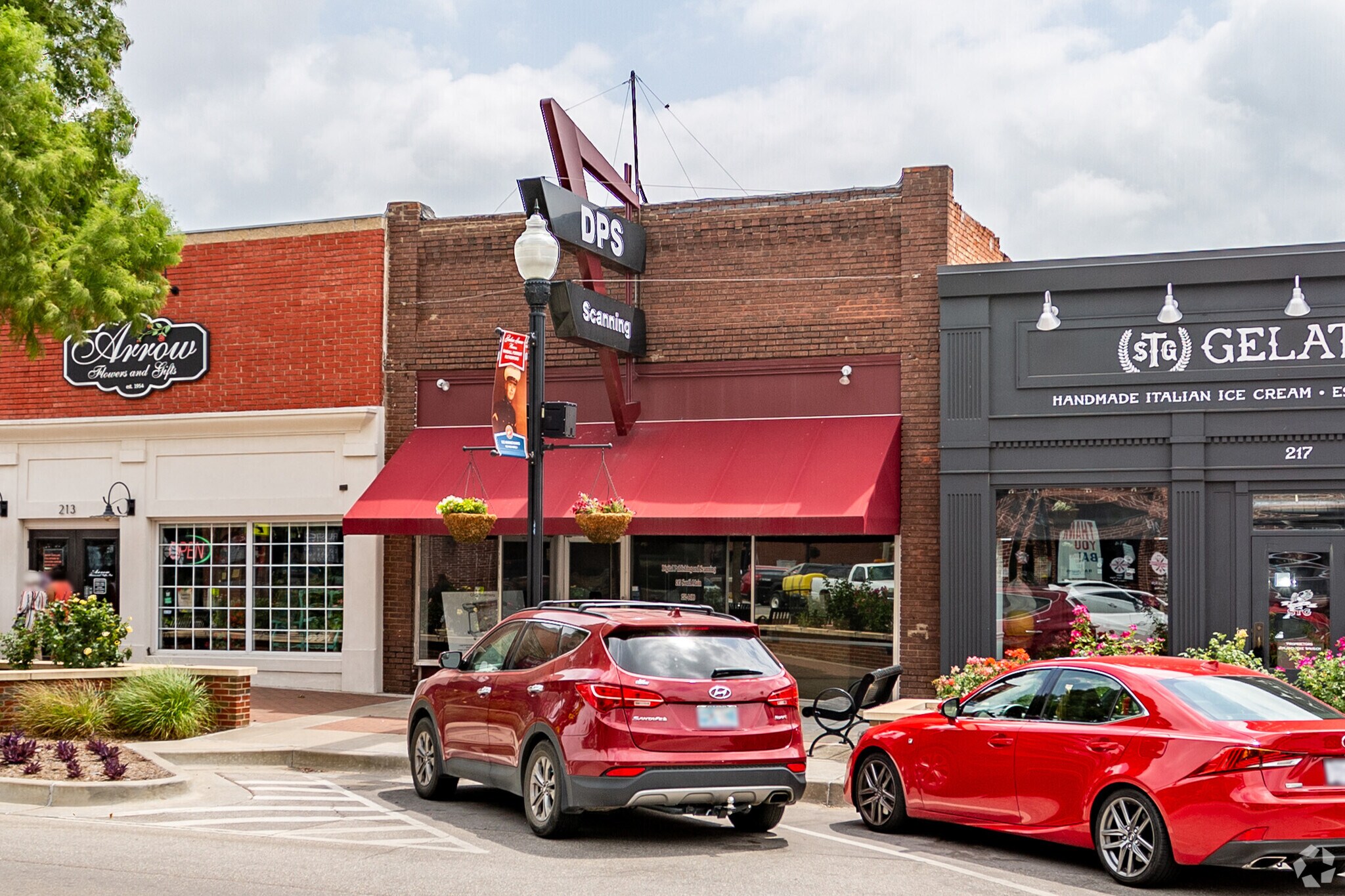 215 S Main St, Broken Arrow, OK for sale Primary Photo- Image 1 of 1