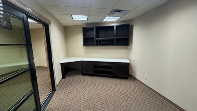 56 Edwards Village Blvd, Edwards, CO for lease Interior Photo- Image 2 of 6