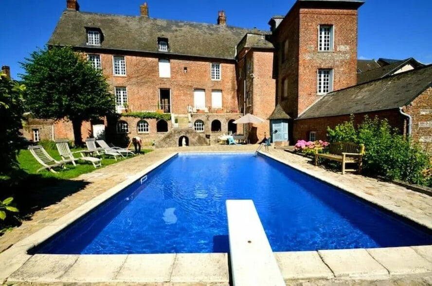 Flex in Bacqueville-en-Caux for sale - Building Photo - Image 1 of 9