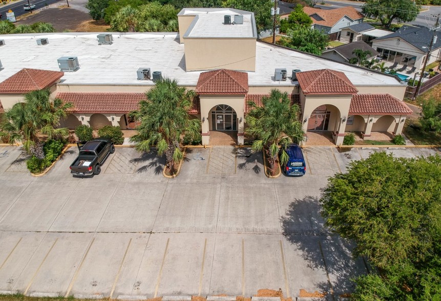 1740 Boca Chica Blvd, Brownsville, TX for sale - Primary Photo - Image 1 of 1