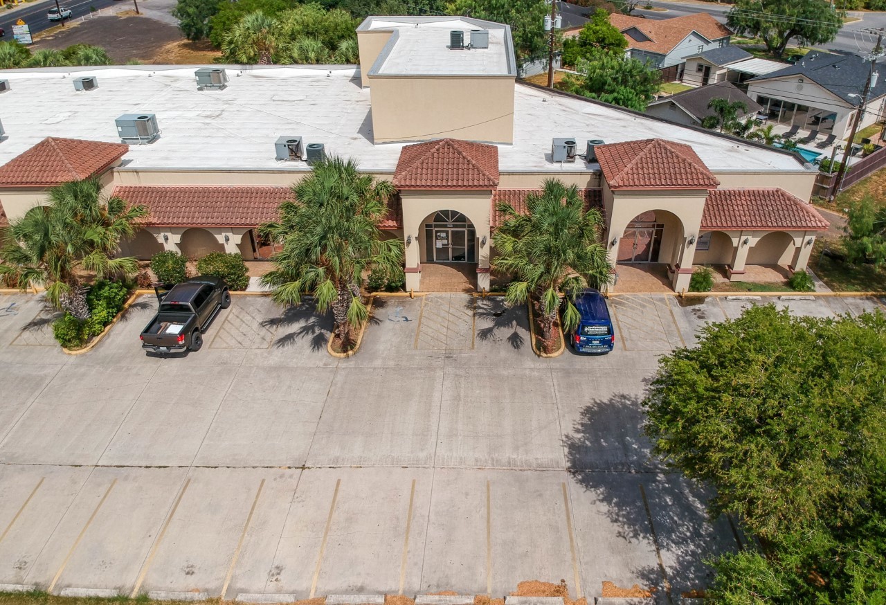 1740 Boca Chica Blvd, Brownsville, TX for sale Primary Photo- Image 1 of 1