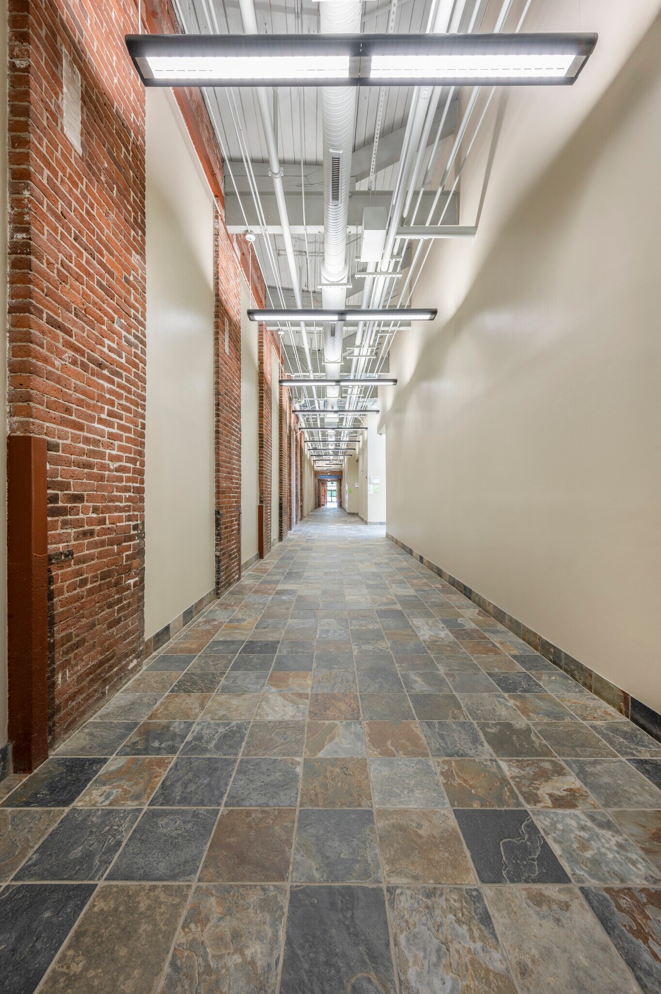 146148 W River St, Providence, RI 02904 West River Center