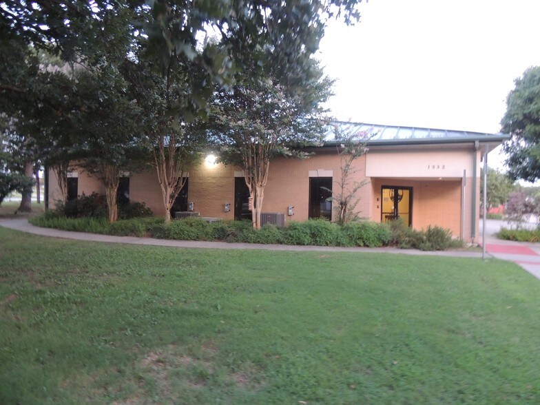 1332 Teasley Ln, Denton, TX for sale - Building Photo - Image 1 of 1
