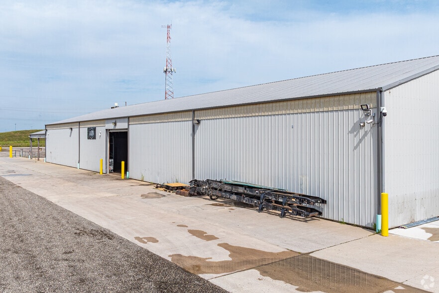 2614 Brandon Rd, Joliet, IL for lease - Building Photo - Image 2 of 4