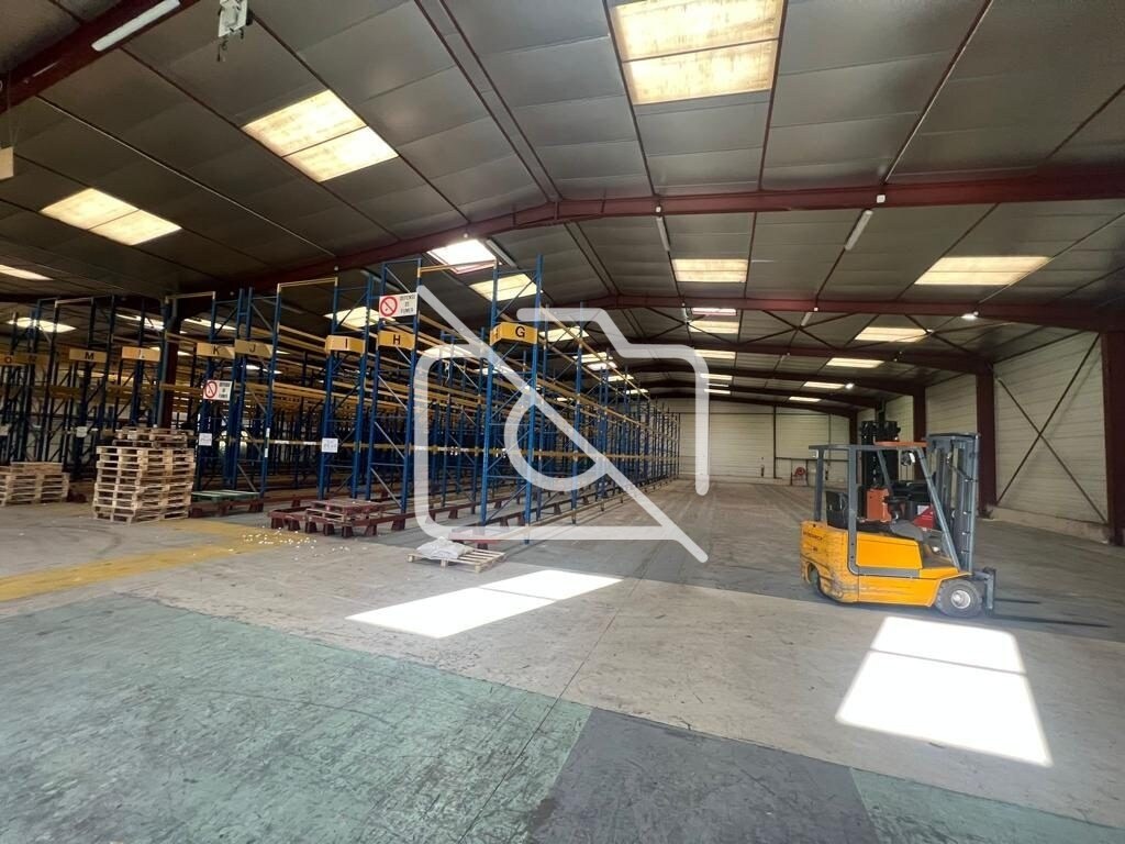 Industrial in Mitry-Mory for lease Interior Photo- Image 1 of 3