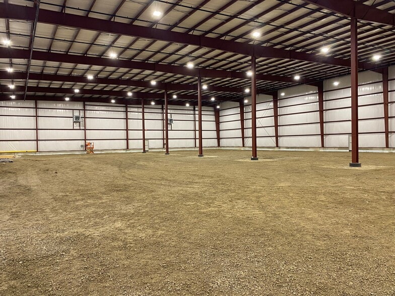 1820 Baker Drive, Ossian, IN for lease - Interior Photo - Image 2 of 10