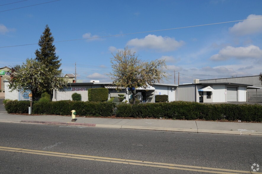 4448 Sisk Rd, Modesto, CA for sale - Primary Photo - Image 1 of 1