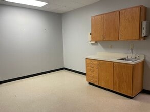 4848 NE Stallings Dr, Nacogdoches, TX for lease Interior Photo- Image 1 of 5