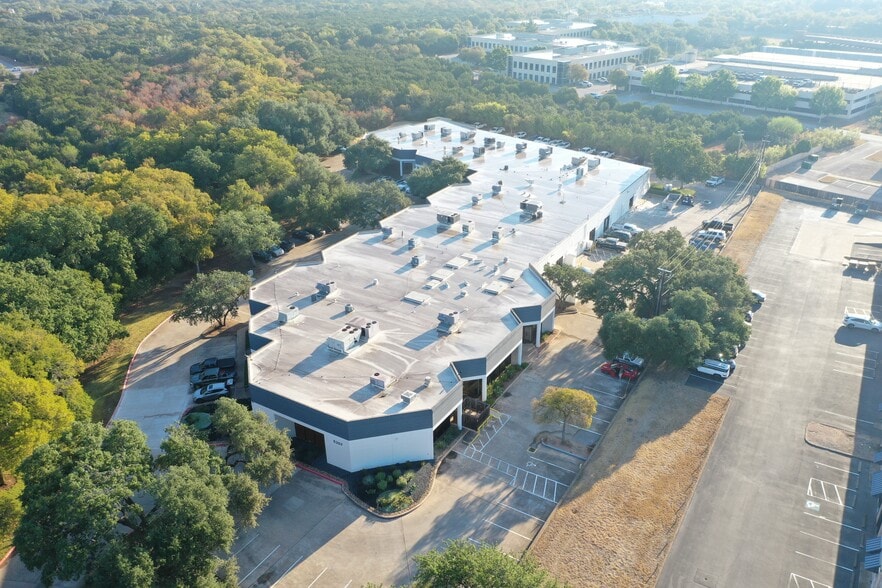 5321 Industrial Oaks Blvd, Austin, TX for lease - Building Photo - Image 2 of 7