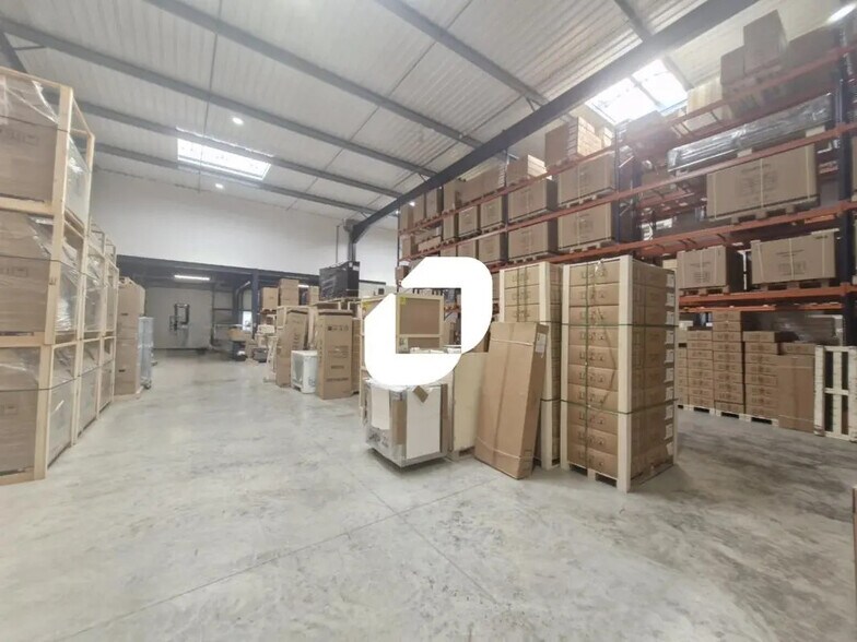 Flex in Bailly-Romainvilliers for lease - Interior Photo - Image 3 of 8