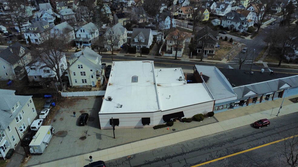 911 Belmont Ave, Springfield, MA for sale - Building Photo - Image 3 of 8