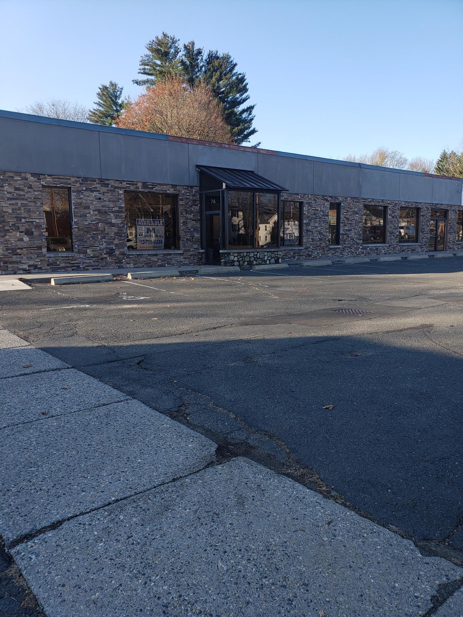 Cvs East Main Street Westfield Ma 22 - clgu736