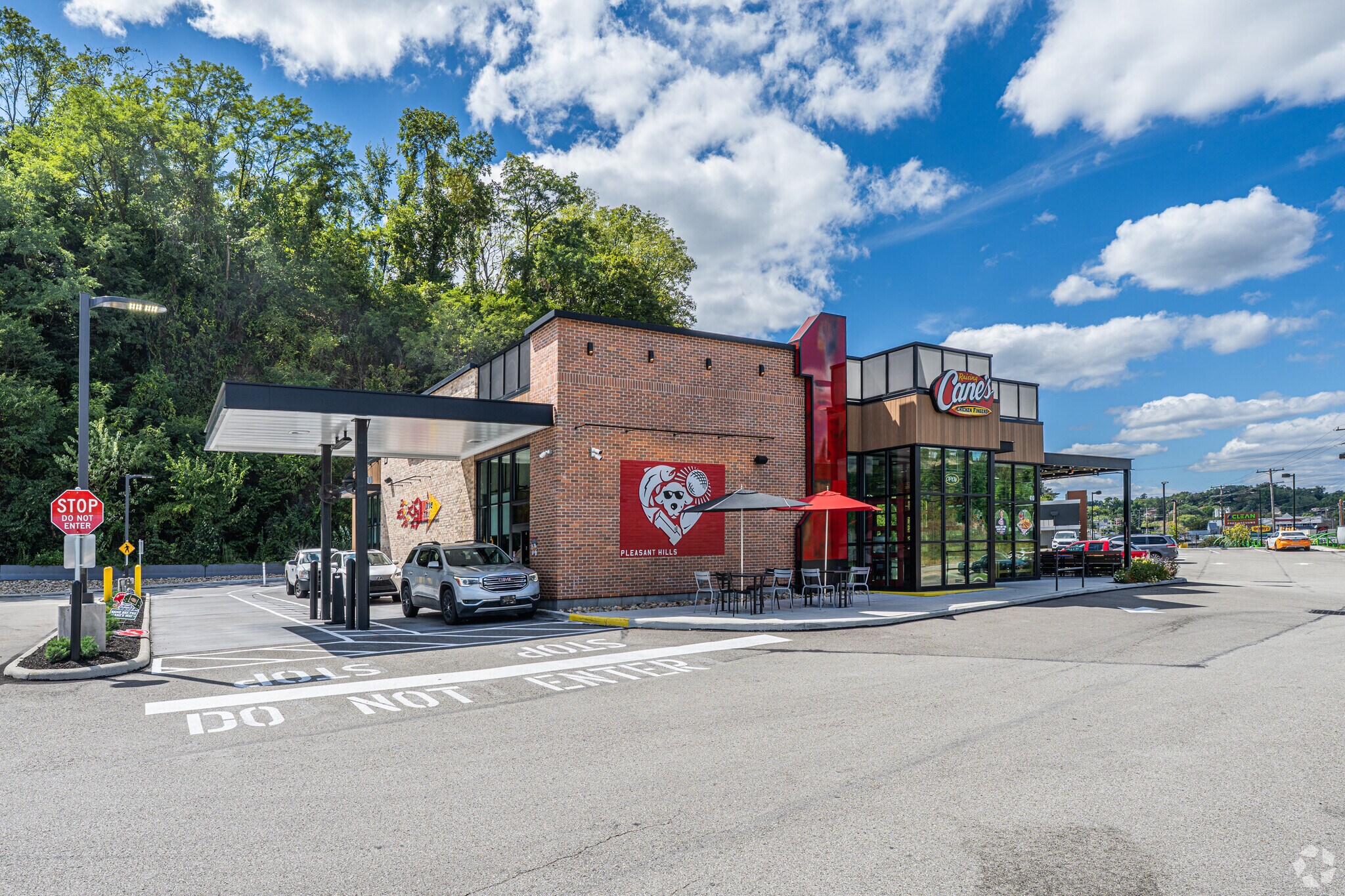 410 Clairton Blvd, Pittsburgh, PA for sale Primary Photo- Image 1 of 1