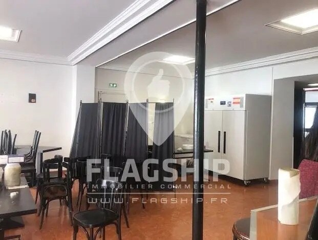 Retail in Alfortville for sale - Interior Photo - Image 1 of 5