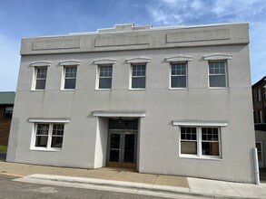 37 McCollum St, Hillsdale, MI for lease Building Photo- Image 1 of 2