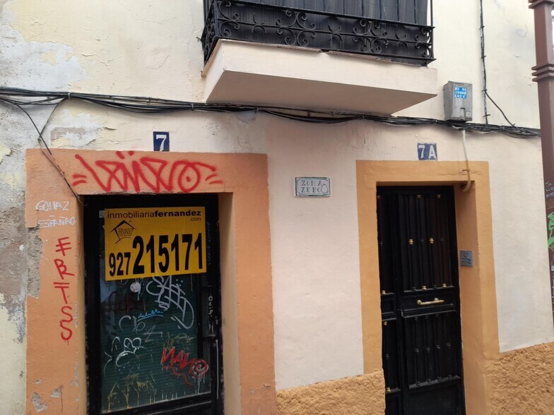 Retail in Cáceres, Cáceres for sale - Building Photo - Image 3 of 11