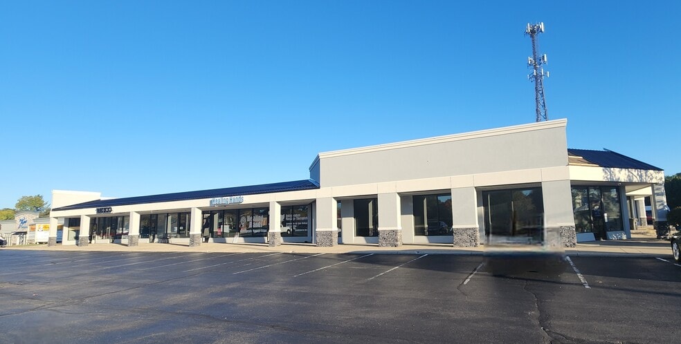 3878-3898 Indian Ripple Rd, Dayton, OH for lease - Building Photo - Image 2 of 3