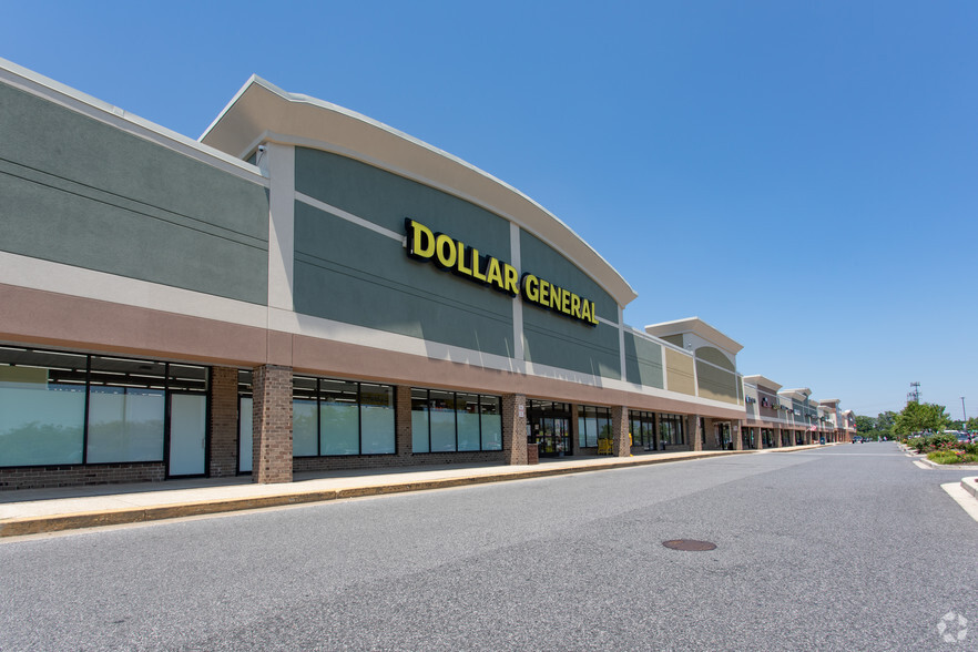 8704-8820 Belair Rd, White Marsh, MD for lease - Building Photo - Image 1 of 10