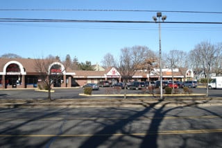 579-601 Montauk Hwy, Oakdale, NY for lease - Other - Image 3 of 5