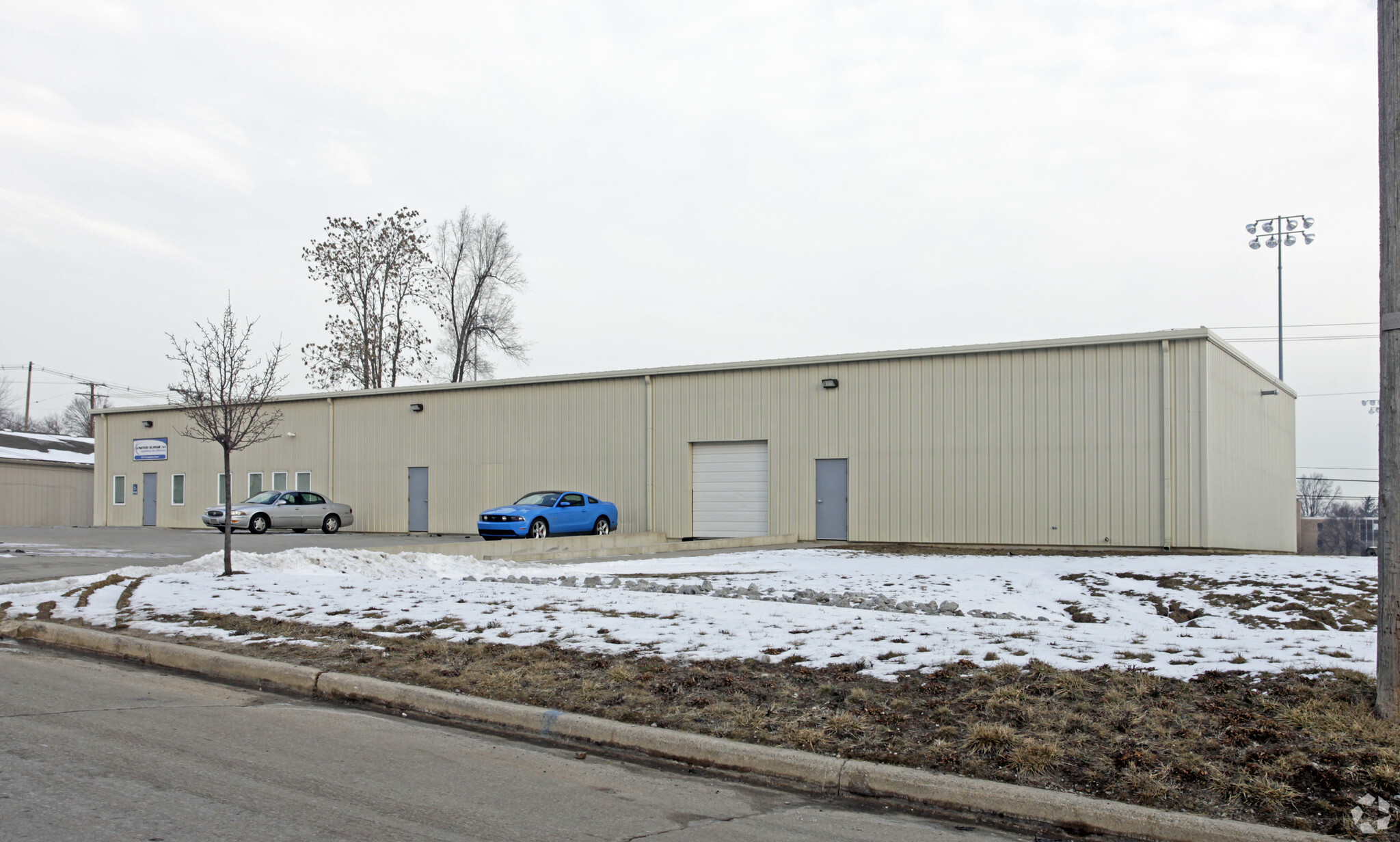 2235 Pennsylvania St, Fort Wayne, IN for lease Primary Photo- Image 1 of 3