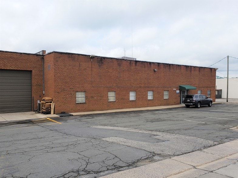 8417 Terminal Rd, Lorton, VA for lease - Building Photo - Image 2 of 7