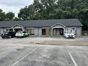 231 N Parkway, Jackson, TN for lease Building Photo- Image 2 of 7