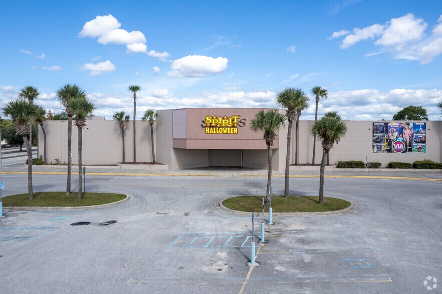 10401 US Hwy 441, Leesburg, FL for lease - Building Photo - Image 2 of 17