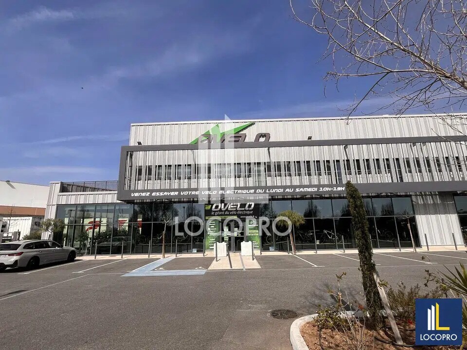 Flex in Fréjus for sale Building Photo- Image 1 of 10
