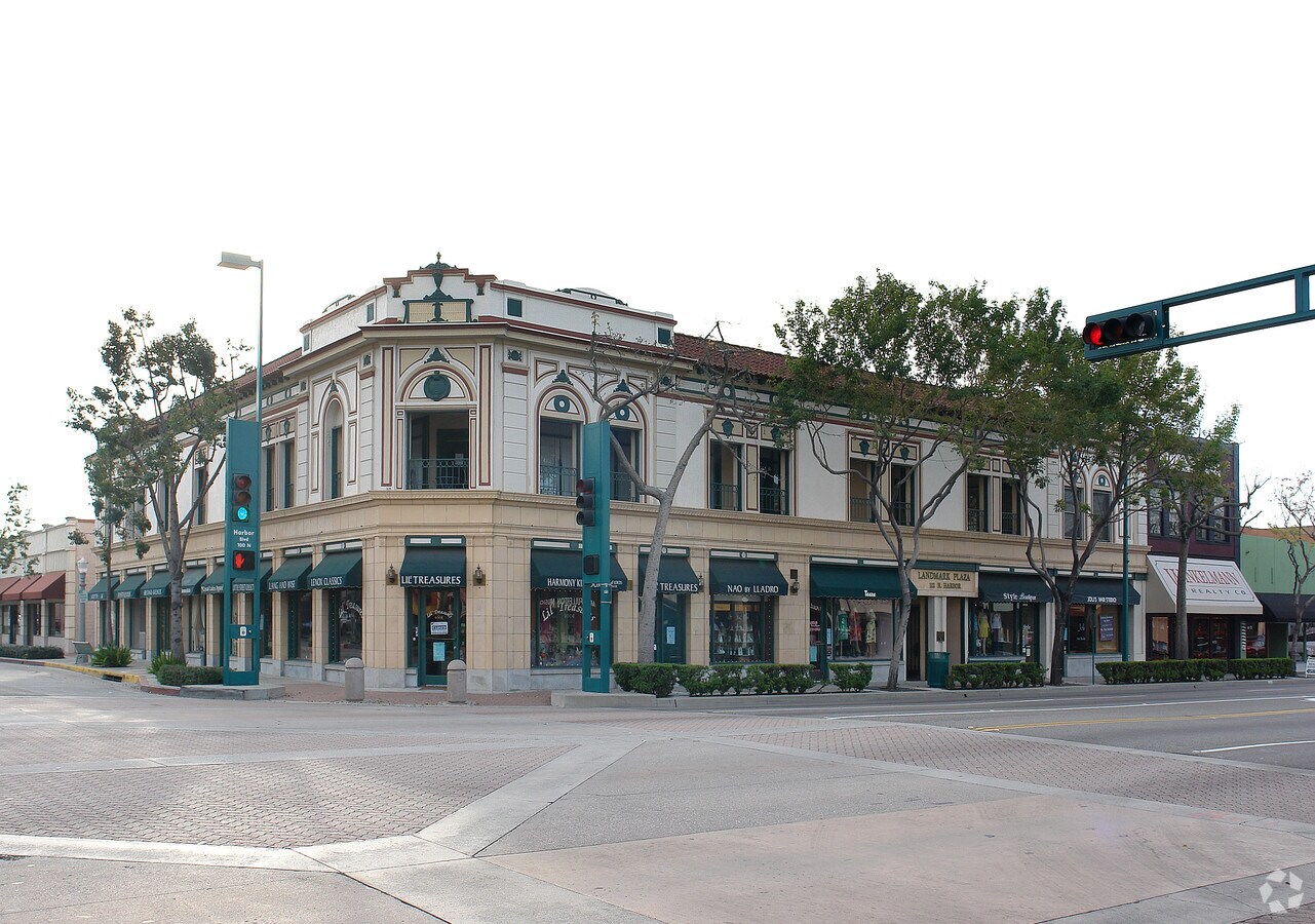 122 N Harbor Blvd, Fullerton, CA 92832 Property Record