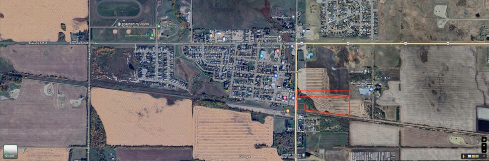 4703 47 St, Bruderheim, AB for sale - Primary Photo - Image 2 of 6