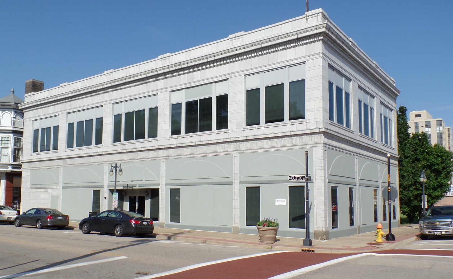 1 Capitol St, Pekin, IL 61554