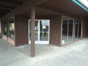 1503 City Center Rd, Mckinleyville, CA for lease Building Photo- Image 1 of 1