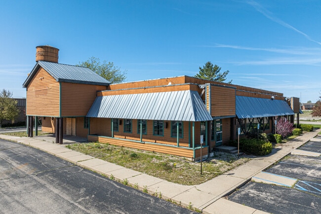 More details for 1830 Pipestone Rd, Benton Harbor, MI - Retail for Sale